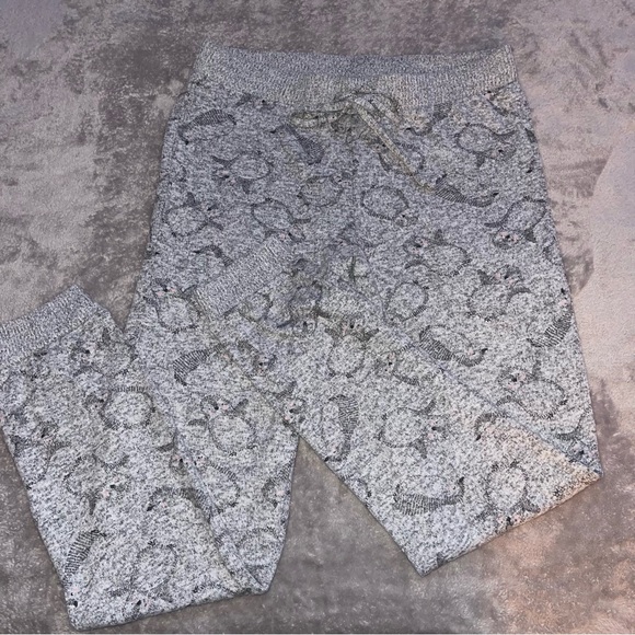 Love to Lounge Primark Penguin print grey pyjamas/ sleepwear/ loungewear set - Picture 5 of 11